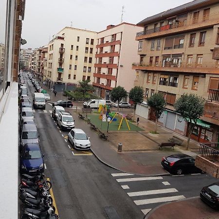 Apartamento Costa Vasca Las Arenas Getxo ภายนอก รูปภาพ